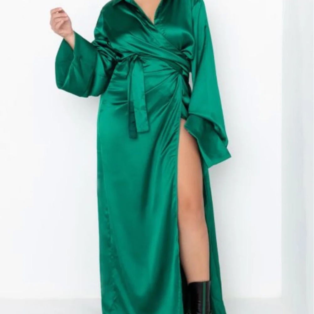 Satin Maxi Dress w Slit